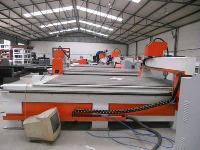 探索木工雕刻世界 從精美圖片、實(shí)用樣板到專(zhuān)業(yè)設(shè)備——以濟(jì)南金霸數(shù)控為例